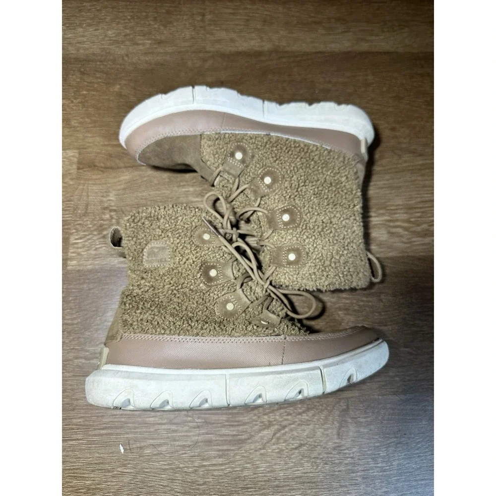 Sorel Women's Explorer II Joan Cozy‎ Dk. Tan White Sherpa Boots - Size 8